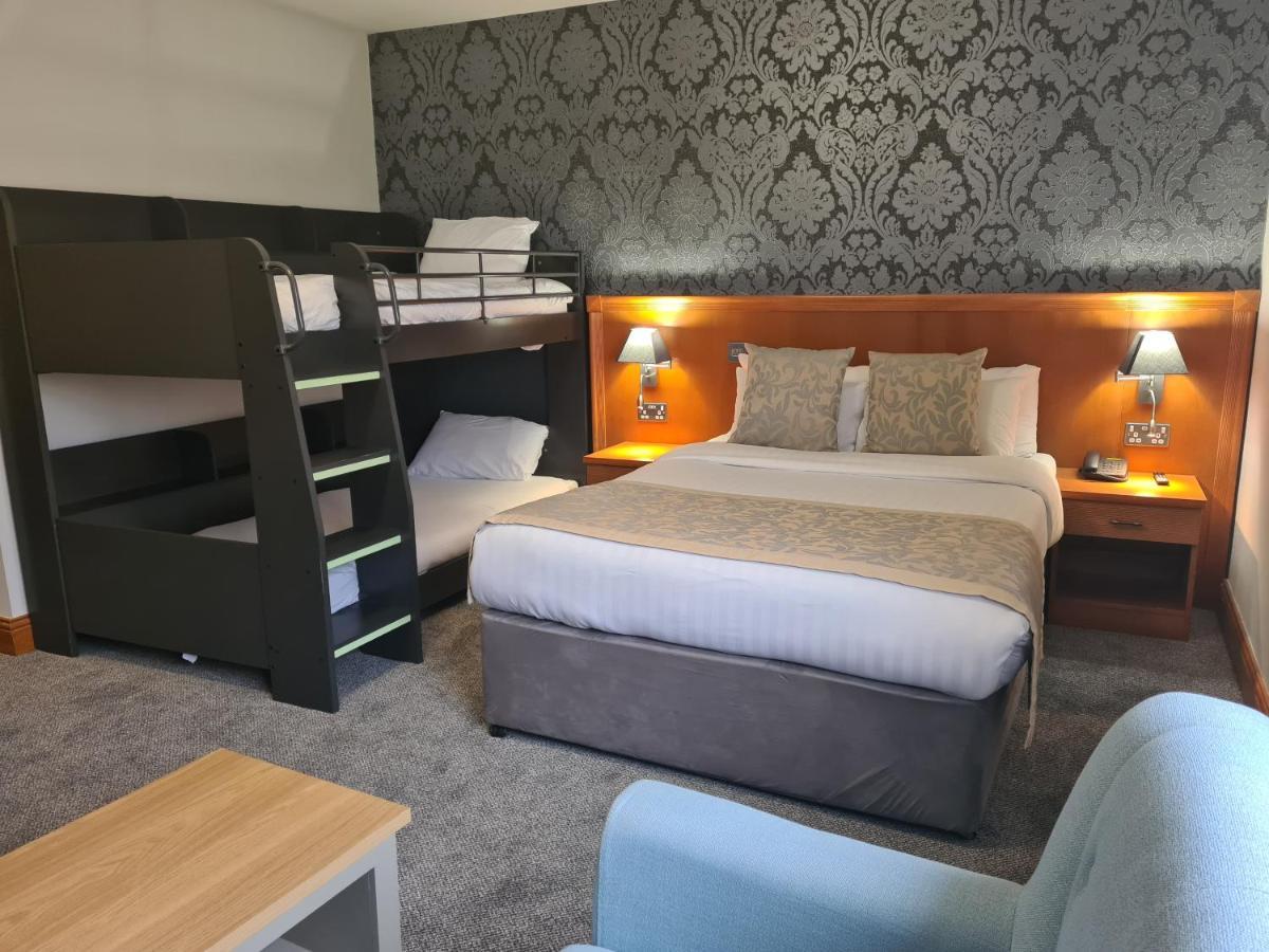 Leitrim Marina Hotel Carrick-on-Shannon Экстерьер фото