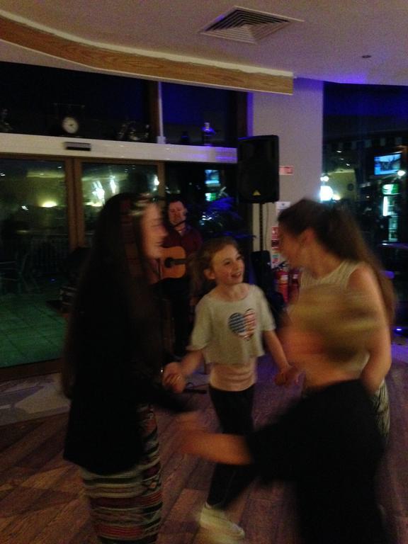 Leitrim Marina Hotel Carrick-on-Shannon Экстерьер фото