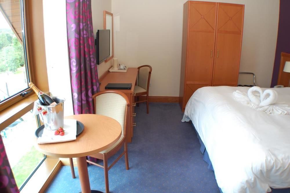 Leitrim Marina Hotel Carrick-on-Shannon Экстерьер фото